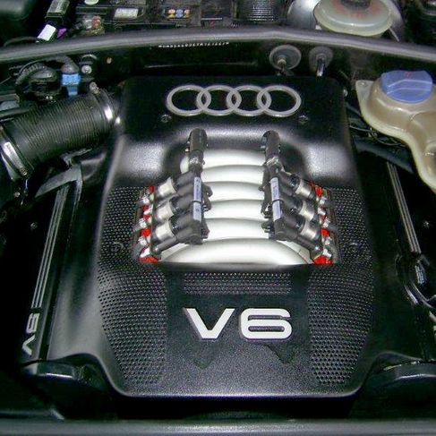 Audi V6 Motor